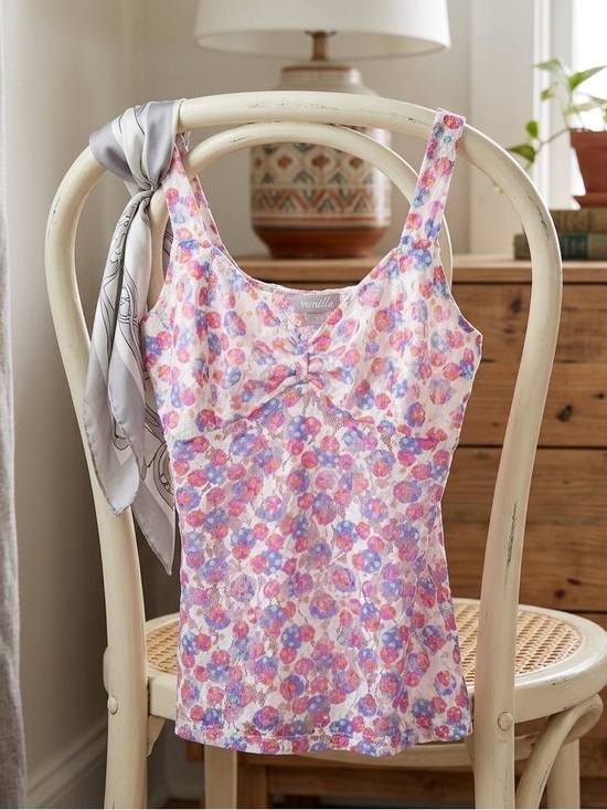 Vanity Tops - Vintage Vanity Y2K Floral Lace Cami Tank Top Size M